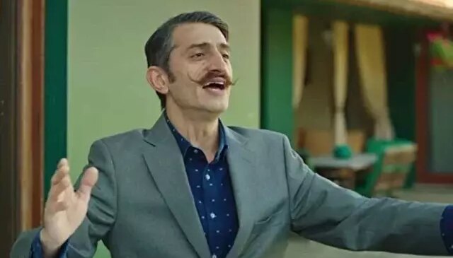 “İntiharın eşiğindeyim” demişti! Metin Keçeci bu kez çöpten karton toplarken görüntülendi