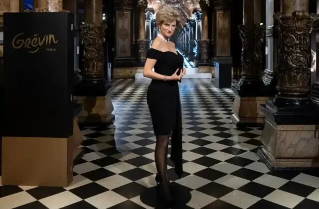 Paris’teki Grévin Balmumu Müzesi, Prenses Diana’yı intikam elbisesi ile koleksiyonuna ekledi
