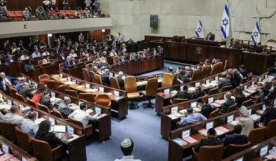 İsrail’i sarsan istifa! Görevini bıraktı