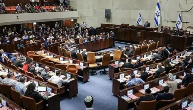 İsrail’i sarsan istifa! Görevini bıraktı