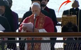 İznik’teki ayine damga vuran görüntü