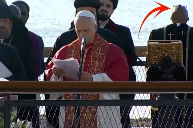 iznik teki ayine damga vuran goruntu 19302861 9622 o