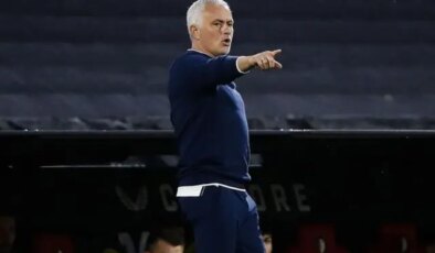 Jose Mourinho, Rafa Silva’dan sonra Süper Lig’in bir yıldızını daha gözüne kestirdi