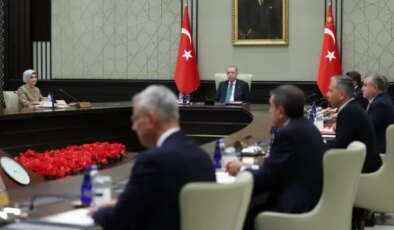 Kabine sonrası Erdoğan’dan Özel’e sert sözler