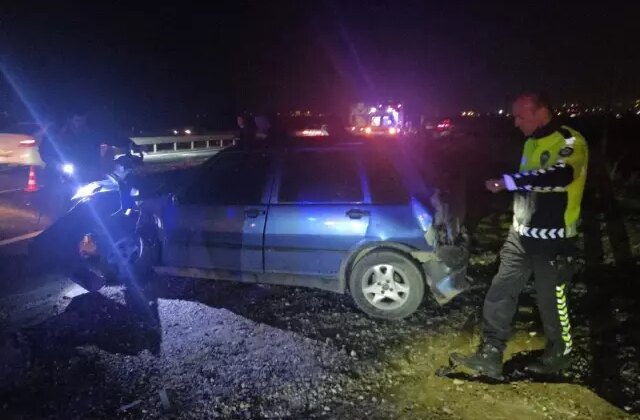 Bir garip kaza! Facia ucuz atlatıldı, içinden sürücü çıkmadı