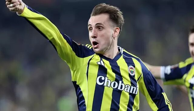 Kerem Aktürkoğlu, minik Aras’ı ziyaret etti