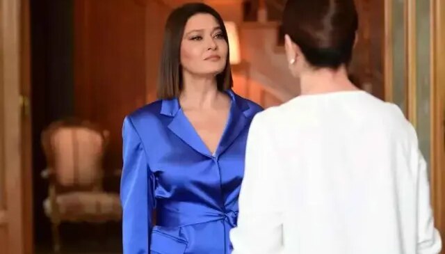 Kış ortasında denize girdi! Nurgül Yeşilçay’ın paylaşımı takipçilerini kıskandırdı