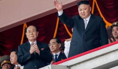 Kuzey Kore’nin “gölge lideri” Kim Yong-nam hayatını kaybetti