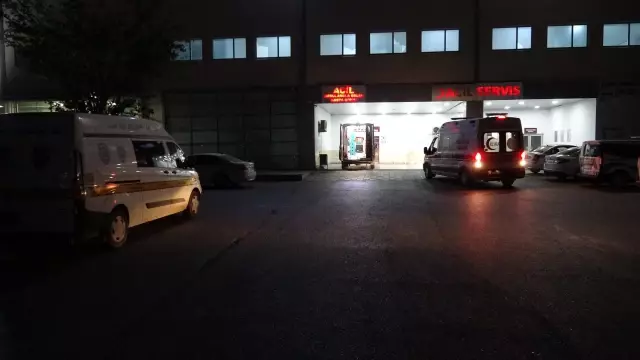 Malatya’da bacağından vurulan genç hastaneye kendi imkanlarıyla gitti