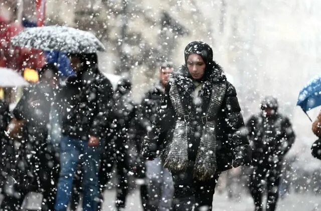 Mevsimin ilk karı geliyor! 5 şehir için tarih verildi