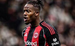 Michy Batshuayi takımına 90+6’da hayat verdi