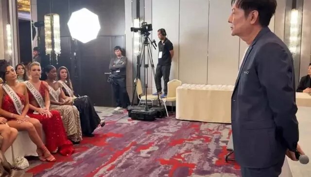 Miss Universe’de kriz! Yarışmacılar salonu terk etti