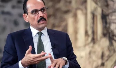 MİT Başkanı Kalın, İstanbul’da Hamas heyetiyle görüştü