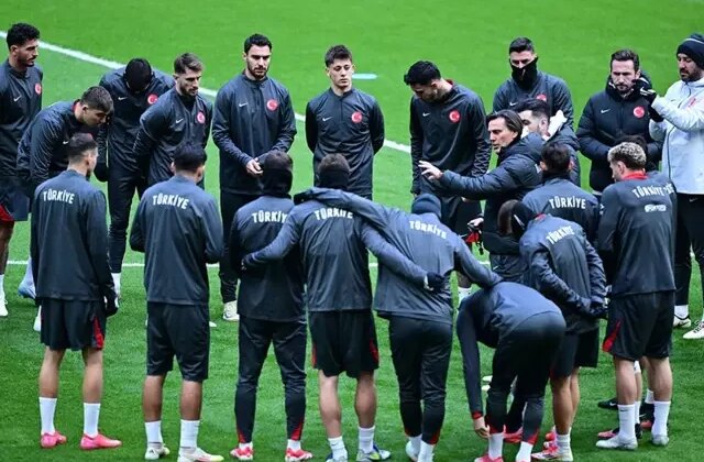 Montella devreye girdi! A Milli Takım’da bahis önlemi