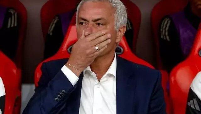 Mourinho’ya vuran vurana! “Kendi seviyeme döndüm” dediği Benfica’da perişan oldu