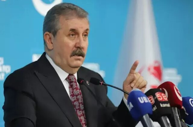 Mustafa Destici’den terörsüz Türkiye çıkışı: Pazarlıksız, müzakeresiz feshedilmeli