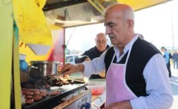 Nereden nereye! Süper Lig’de formasını giydiği takımın stadyumunda şimdi köfte ekmek satıyor