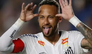 Neymar Brezilya’yı karıştırdı