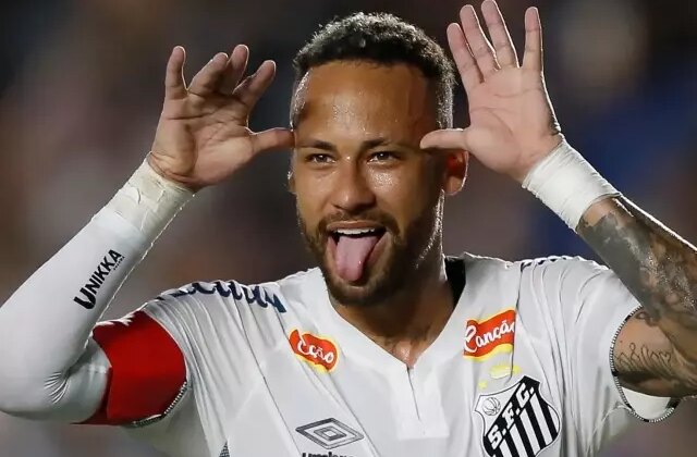 Neymar Brezilya’yı karıştırdı