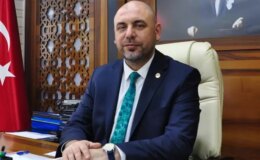 Orhangazi Belediye Başkanı kardeşinin evinde fenalaşıp hastaneye kaldırıldı