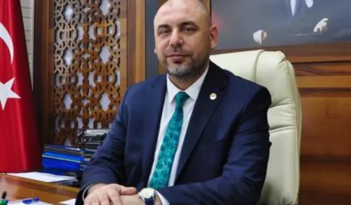 Orhangazi Belediye Başkanı kardeşinin evinde fenalaşıp hastaneye kaldırıldı