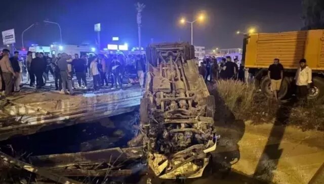 Otomobille çarpışıp sulama kanalına düştü, 10 kişi yaralandı