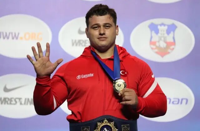 Rıza Kayaalp’in 4 yıllık men cezası CAS tarafından kaldırıldı