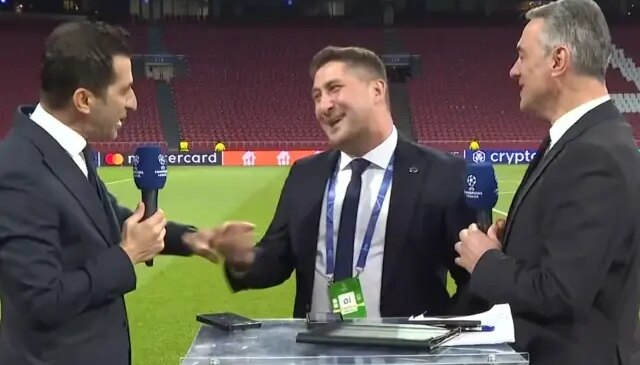 Sabri Sarıoğlu’ndan maç sonuna damga vuran hareket