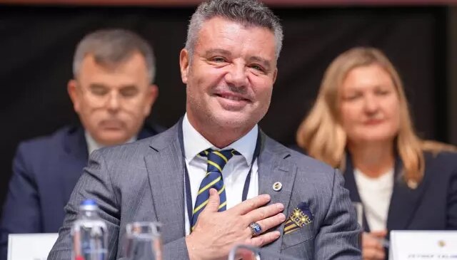 Sadettin Saran’dan futbolculara dev prim