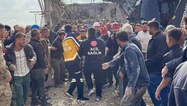 Şanlıurfa’da inşaatta göçük! 2 işçi hayatını kaybetti, 3 işçi yaralandı