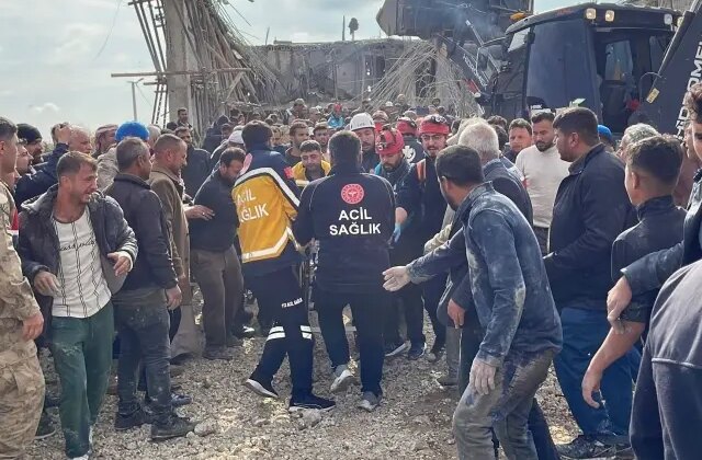 Şanlıurfa’da inşaatta göçük! 2 işçi hayatını kaybetti, 3 işçi yaralandı