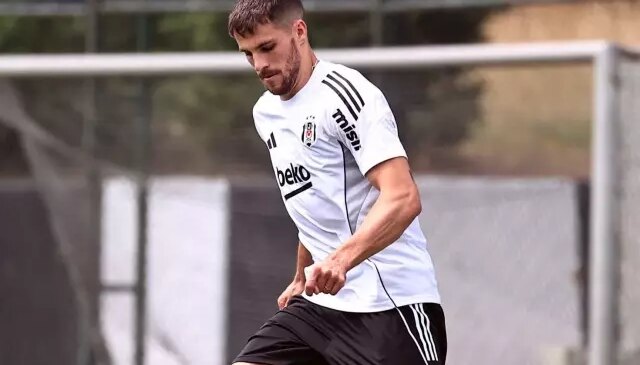 Sergen Yalçın, Jurasek’e kapıyı gösterdi