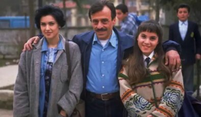 Şevket Altuğ uzun bir aradan sonra yakın dostunun cenazesinde görüntülendi