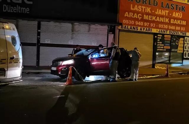 Seyir halindeyken arkadaşlarına kurşun yağdırdı: 2 ölü, 1 ağır yaralı