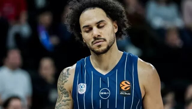 Shane Larkin’in sakatlık durumu belli oldu! Aylarca forma giyemeyecek