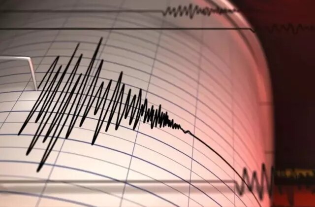 Sındırgı beşik gibi! Güne korkutan depremle uyandılar