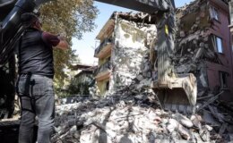 Sındırgı’da 17 bin artçı deprem sonrası uzman psikologdan toplumsal travma uyarısı