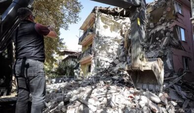 Sındırgı’da 17 bin artçı deprem sonrası uzman psikologdan toplumsal travma uyarısı