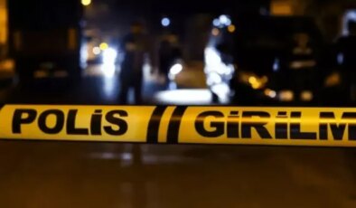 Sokak ortasında dehşet! Boşanma aşamasındaki eşini boğazından bıçakladı