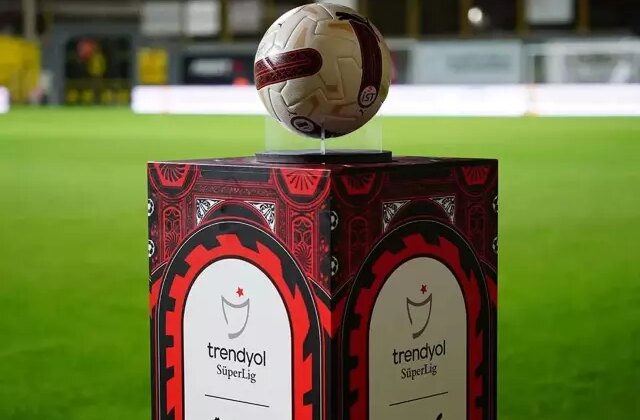 Son karar verildi: Süper Lig’de bir teknik adam ayrılığı daha