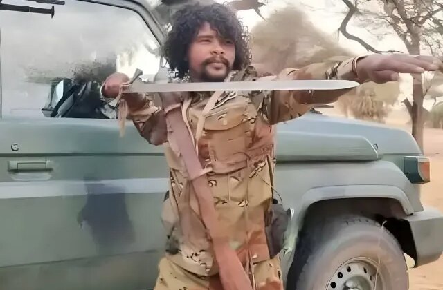 Sudan’ı kan gölüne çeviren Ebu Lulu: 2 bin kişiyi öldürdüm, daha fazlasını da öldüreceğim