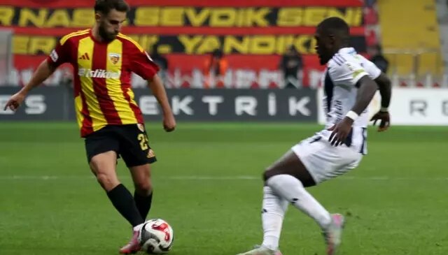 Süper Lig’de 5 gollü nefes kesen maç! Kayserispor ilk galibiyetini aldı