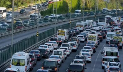 Süre sona erdi! 1 milyon 800 bin kişinin ehliyeti geçerliliğini yitirdi