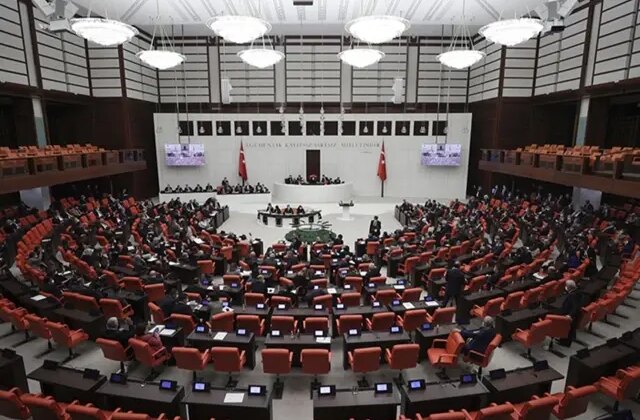 TBMM’ye gelen dilekçelere bakın! Tatil olmasını istedikleri ay ilginç