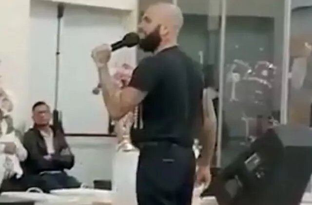 Tecavüzden hüküm giyen Dani Alves kilisede vaaz vermeye başladı