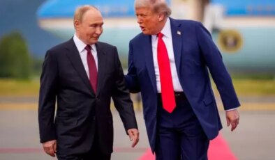 Trump’tan Putin’e yeniden kapı araladı: Her zaman bir ihtimal var