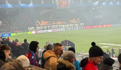 “Türklerle savaş olmalı” pankartı açan takıma UEFA’dan şaka gibi ceza