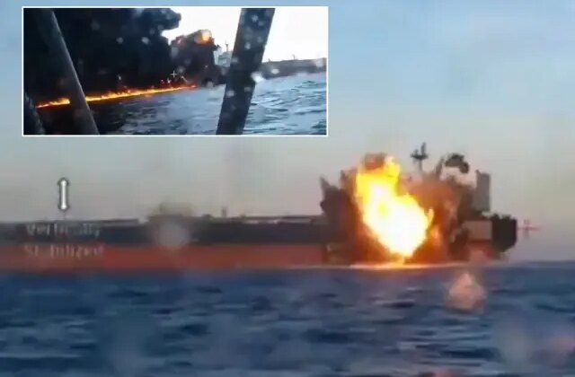 Ukrayna, Karadeniz’deki iki gemiye saldırı anını paylaştı