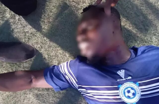 Ülke şokta! Taraftar futbolcunun boğazını kesti