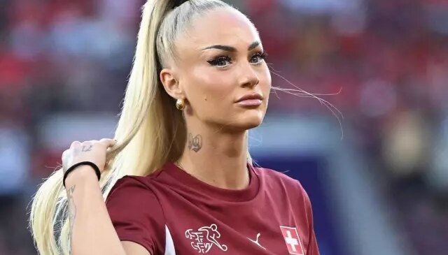 Ünlü futbolcu Alisha Lehmann’ın evi soyuldu